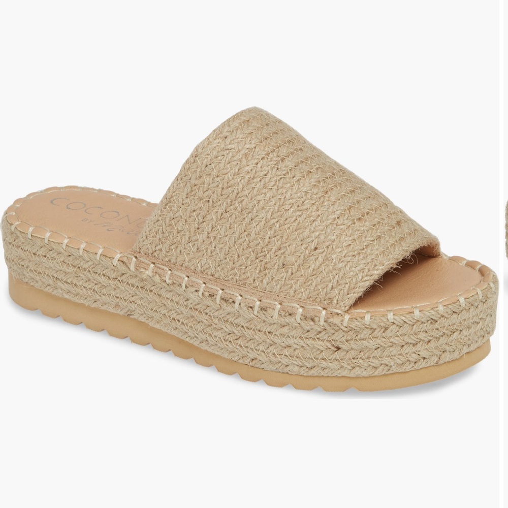 Platform Raffia Women’s Sandals